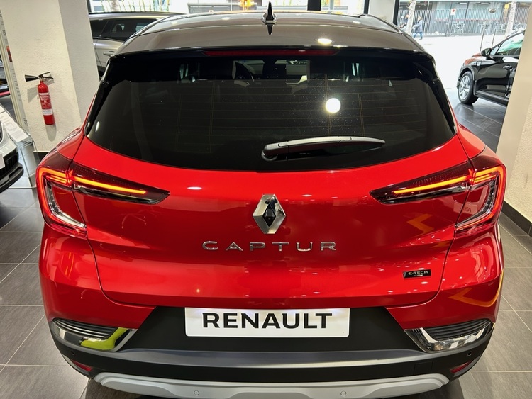 Renault Captur II Techno foto 9