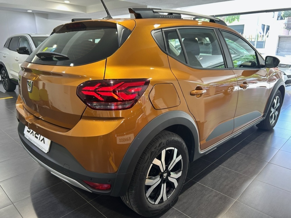 Dacia Sandero Stepway Comfort foto 12