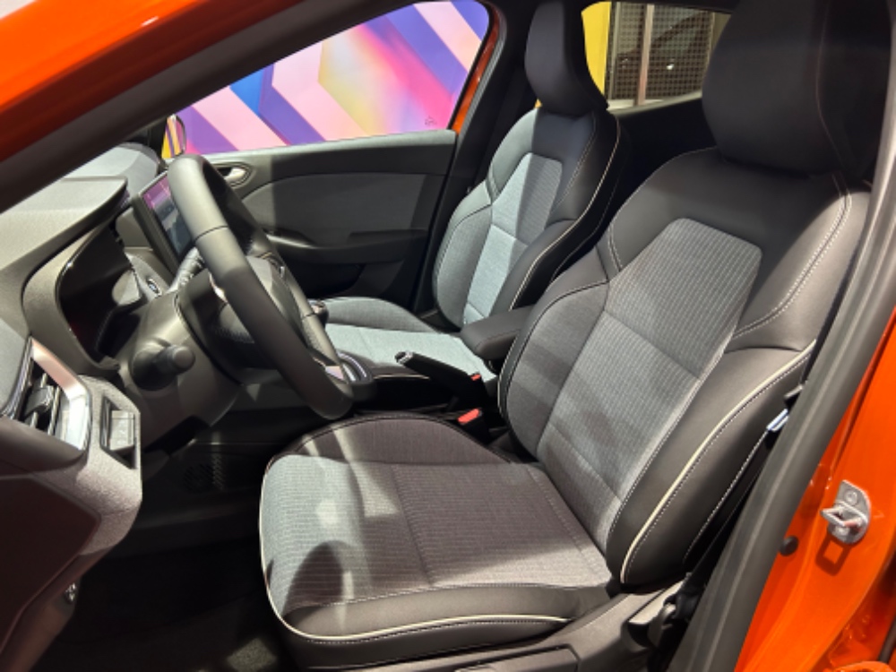 Renault Clio Techno foto 14