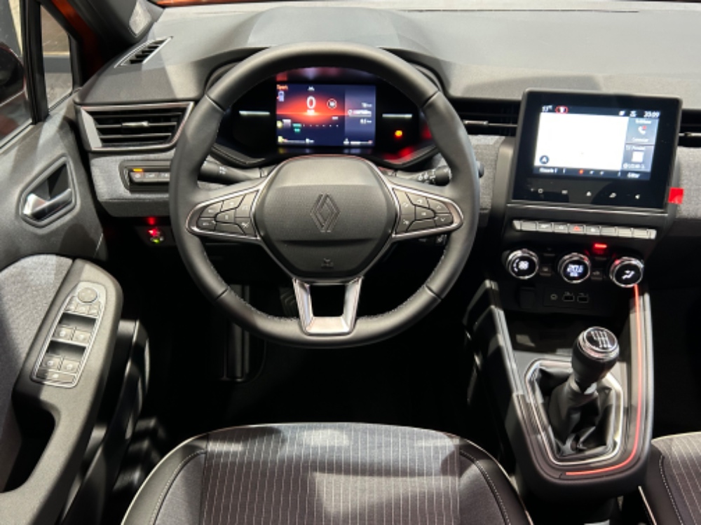 Renault Clio Techno foto 31