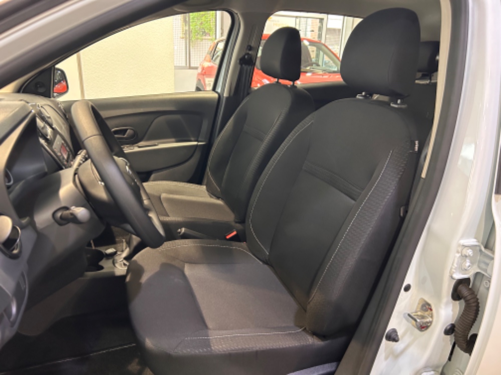 Dacia Sandero Essential foto 9